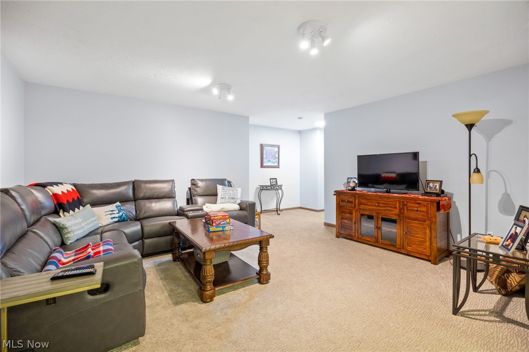 Hunt Club Mdws #4 Sub - Residential