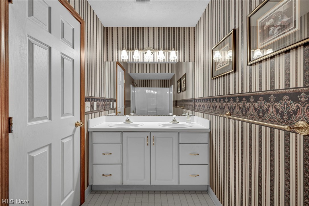 Hampton Bay - Residential