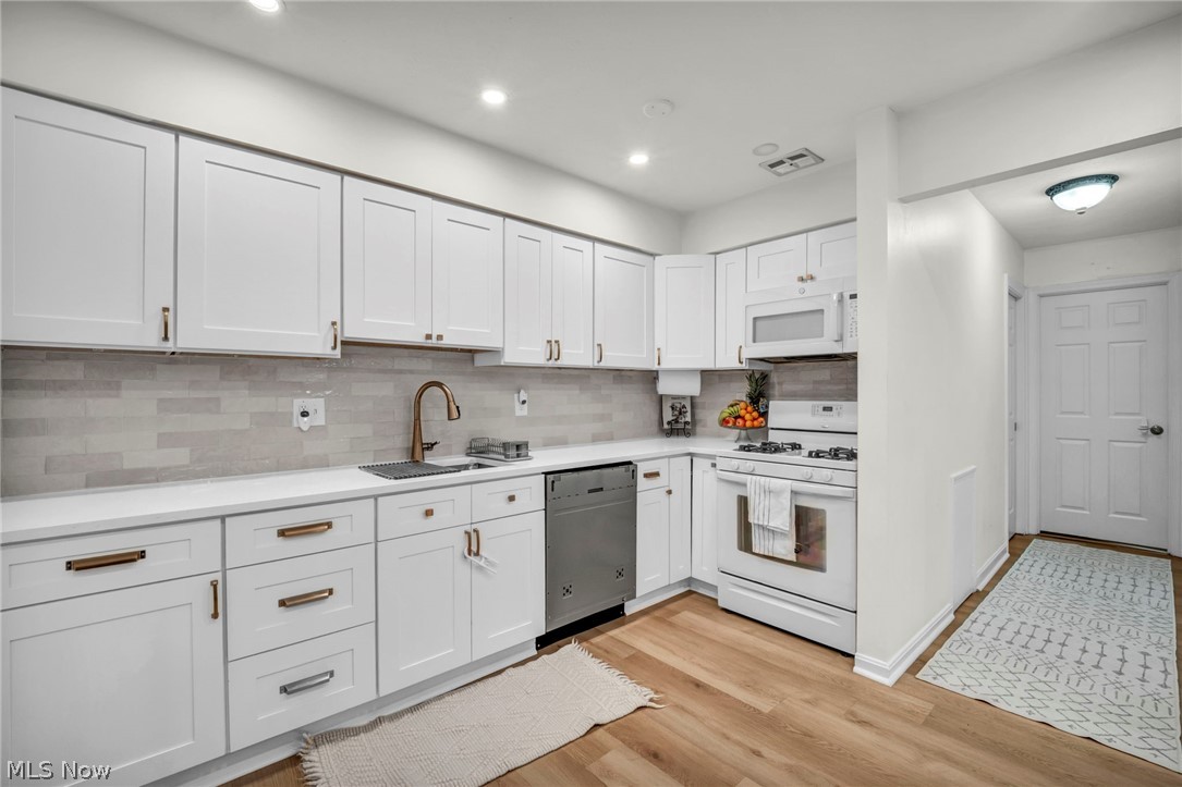 Jamestown Village Condo - Residential