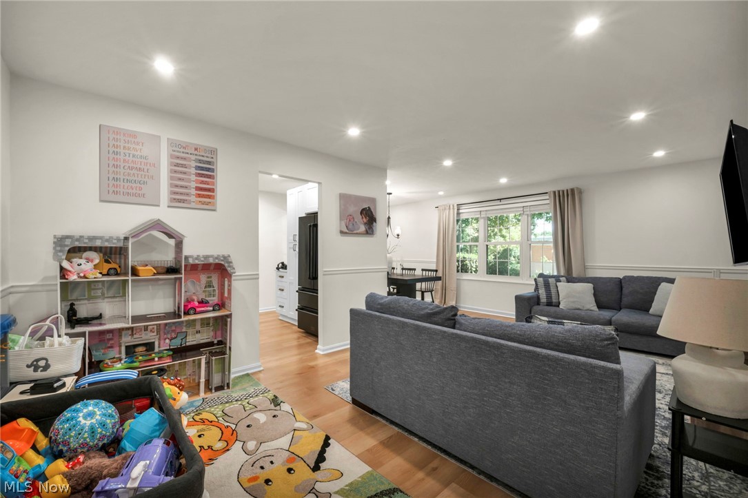 Jamestown Village Condo - Residential
