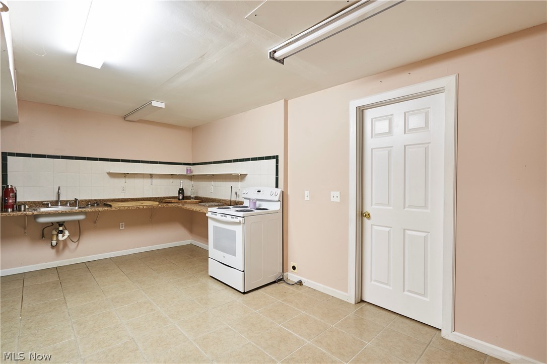 Windjammer Bay - Residential