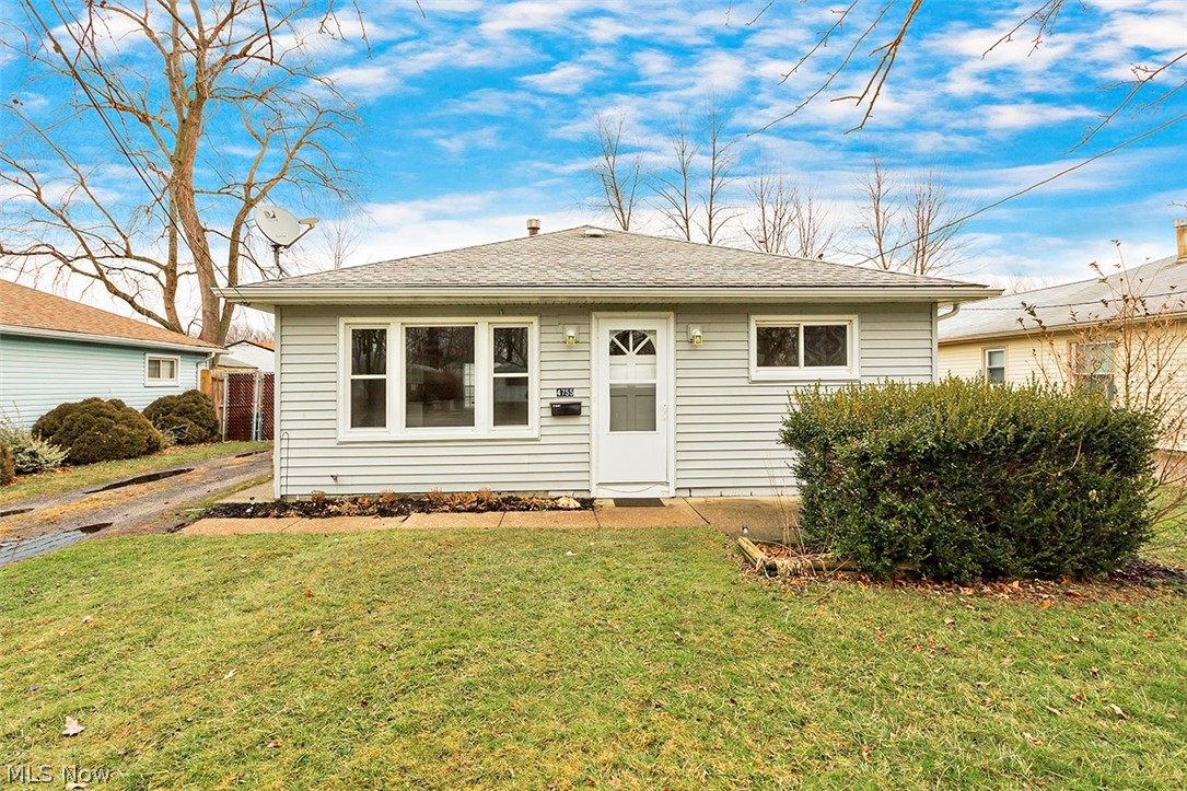 Fresh as a daisy and ready for Spring.  Cute 3 bedroom Mentor ranch offers new vinyl siding, newly painted interior, new carpeting, newer furnace, remodeled bath, appliances stay, 1 1/2 car garage and fenced in yard.  Nothing to do but move in!  Great location, minutes from Rt 2, near schools and shopping.