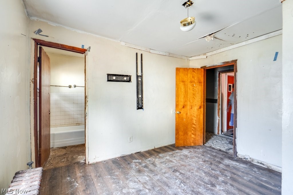 City/Akron - Commercial Sale