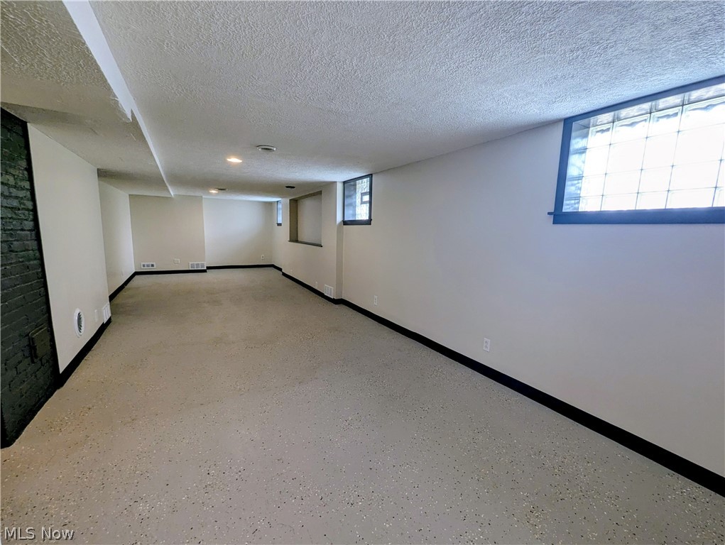 Walton Realty Cos Jefferson P - Residential