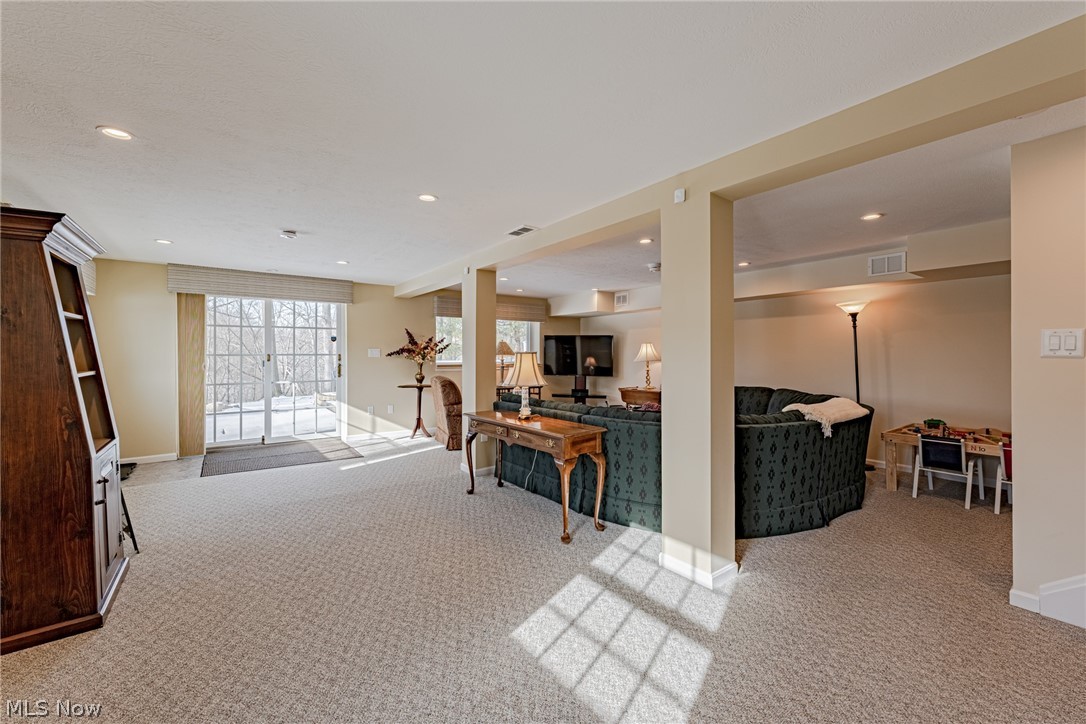 Chag Blvd Est#2 - Residential