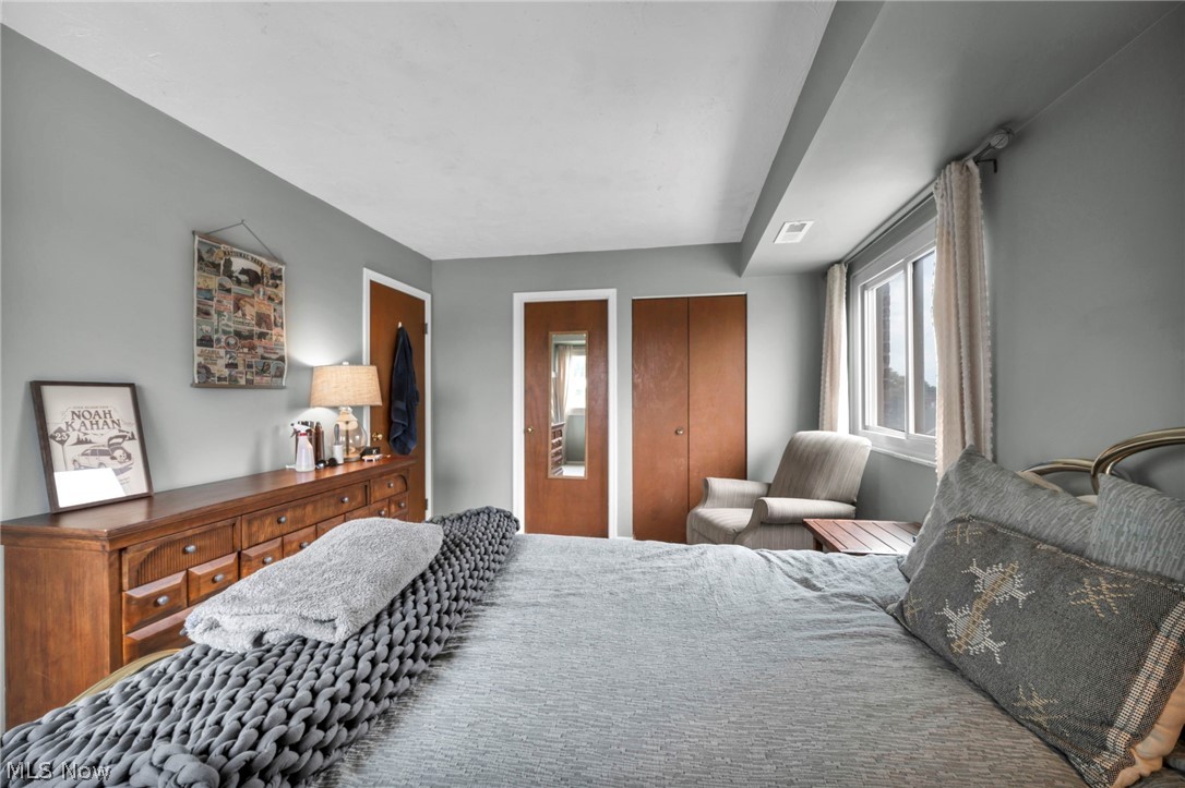 Richard Hilliard Condo - Residential
