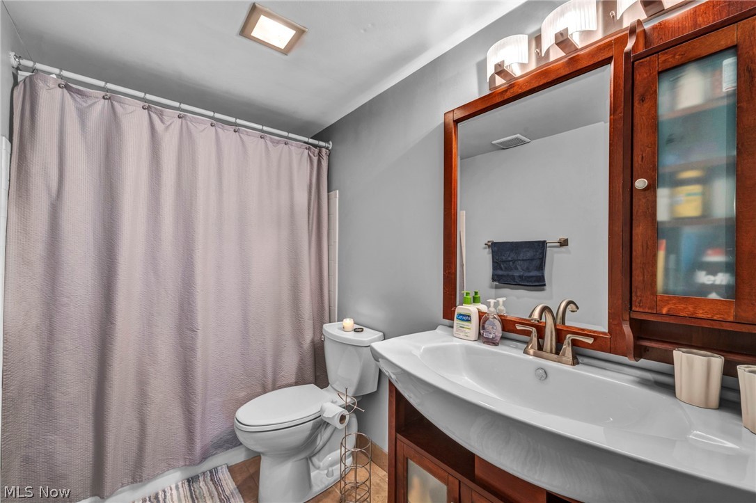 Richard Hilliard Condo - Residential