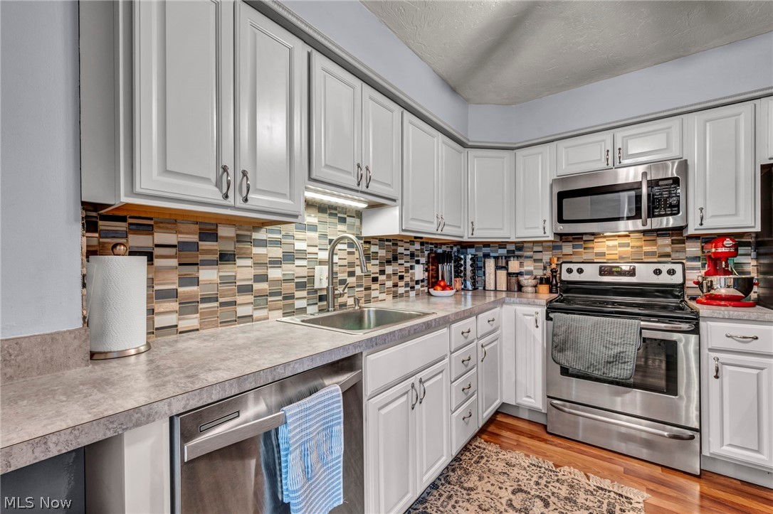Richard Hilliard Condo - Residential