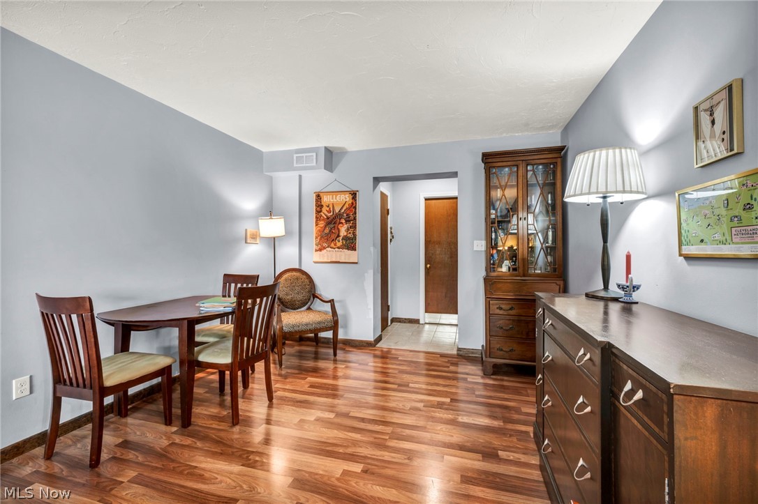Richard Hilliard Condo - Residential