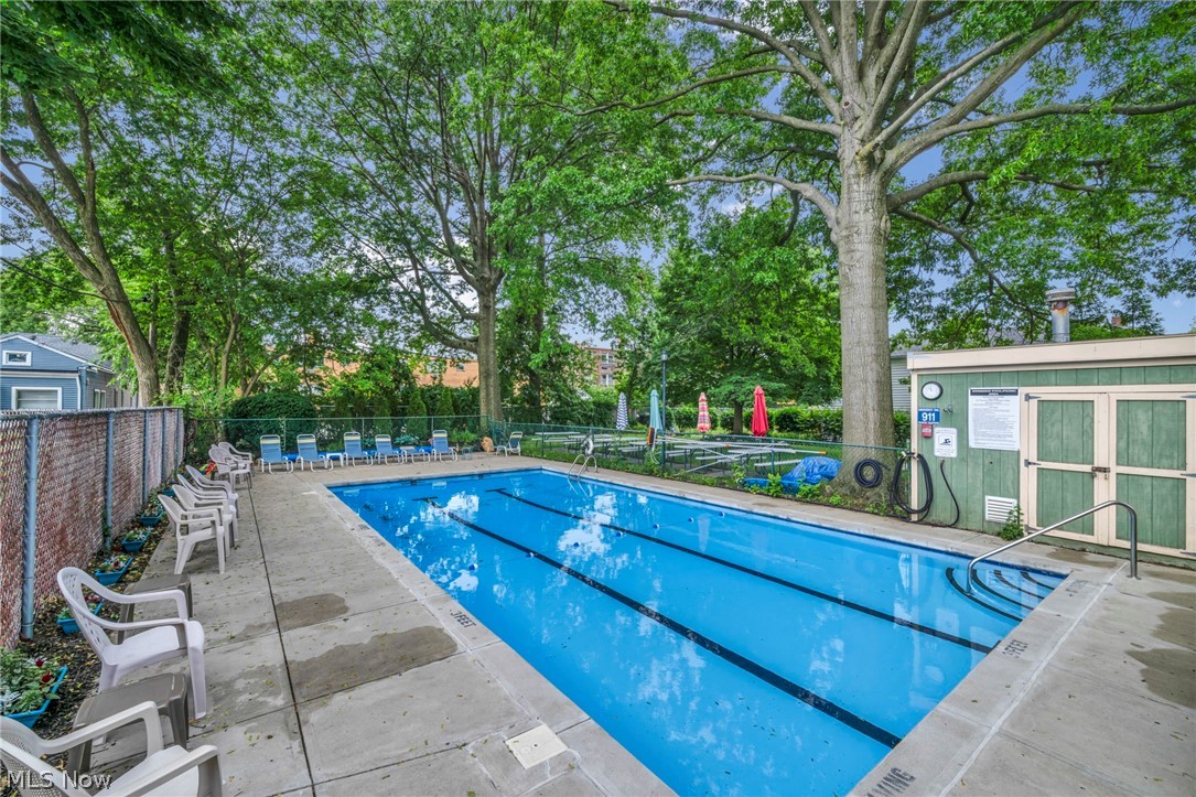 Richard Hilliard Condo - Residential