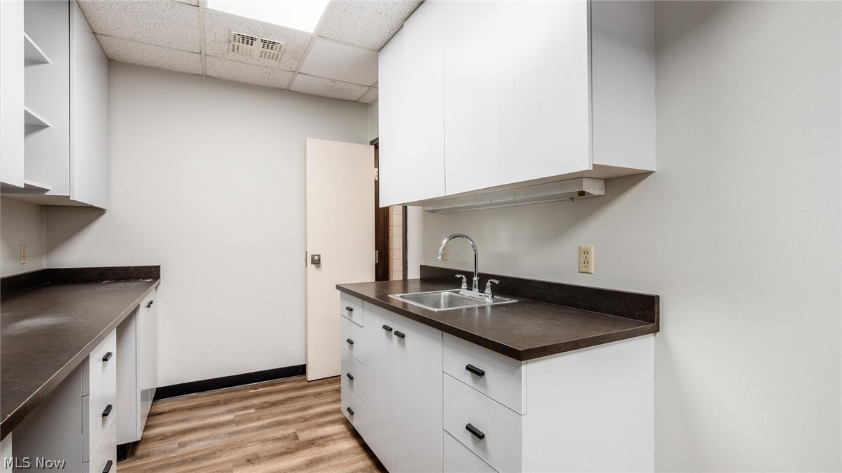 Doctors Park Condo 01 - Commercial Sale