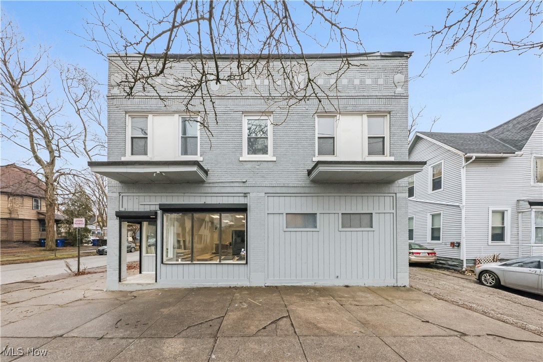 Curtiss Ambler & Pixleys - Residential Income