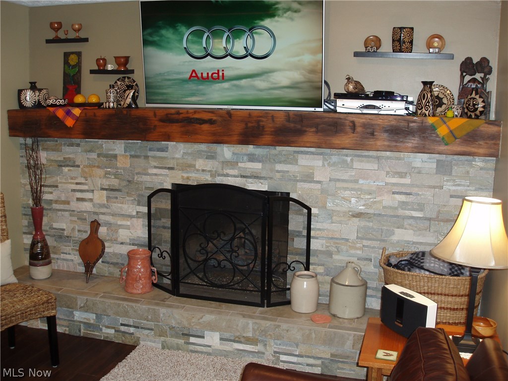 Oakhurst Manor - Residential
