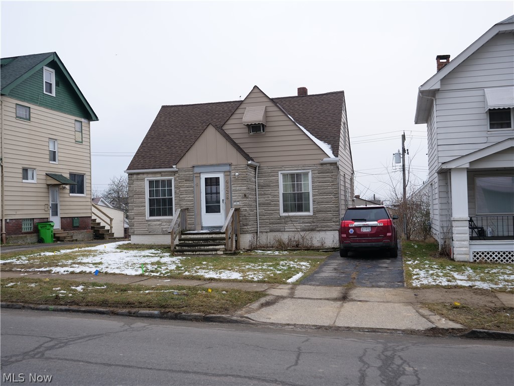 Garfield Pkwy - Residential