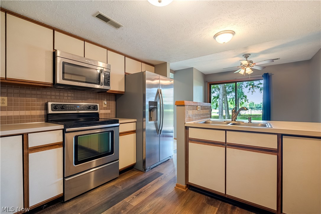 Forest Cove Condo - Residential
