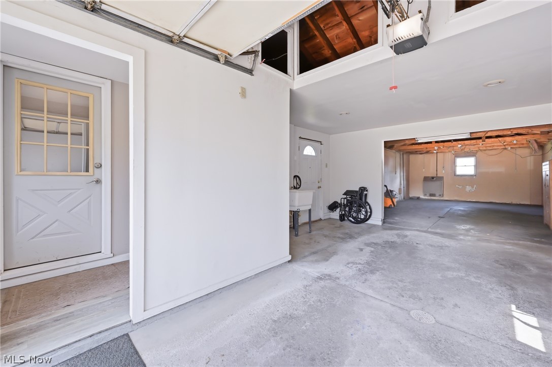 Manor Ave - Residential