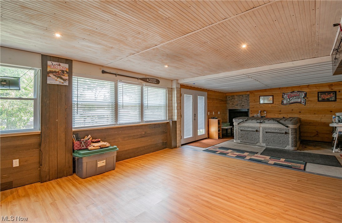 Rex Channel - Residential
