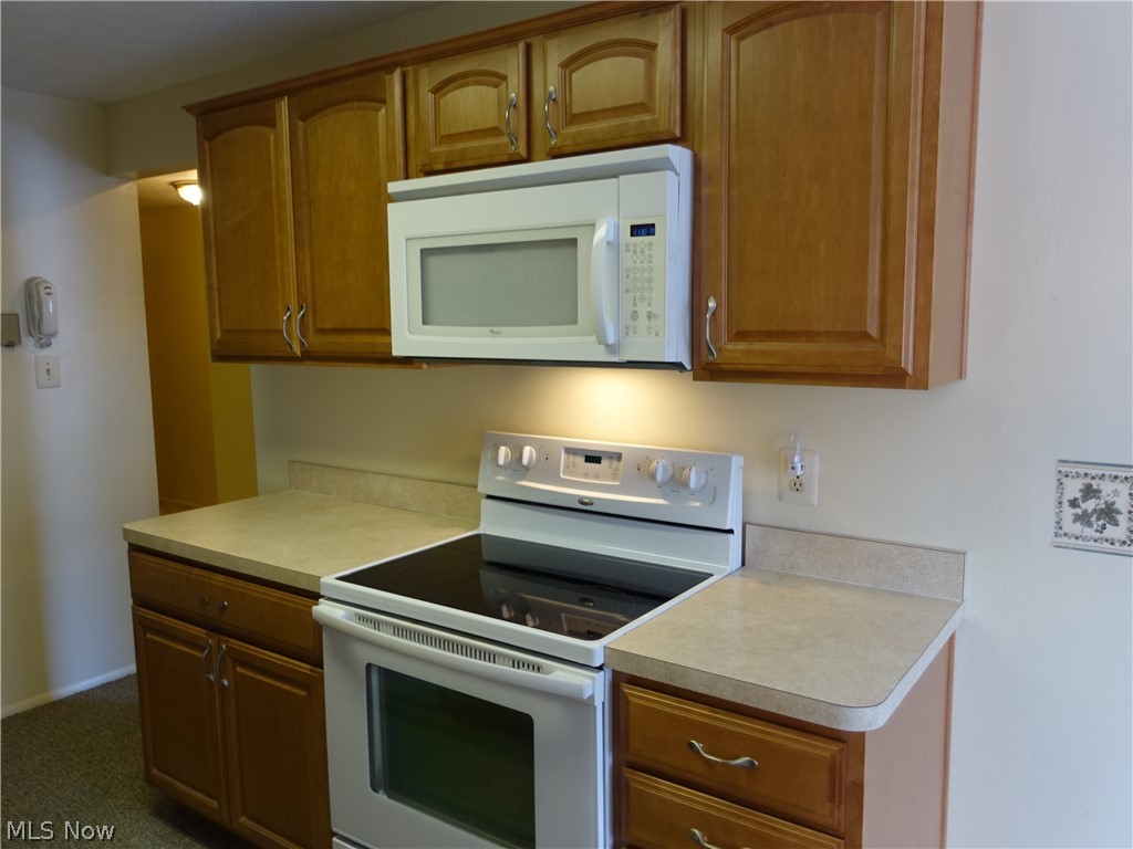 Silver Lake Towers - Residential