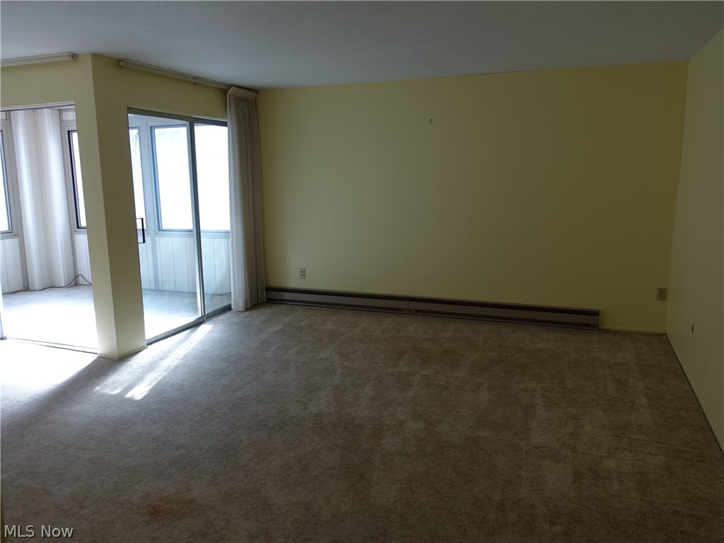 Silver Lake Towers - Residential