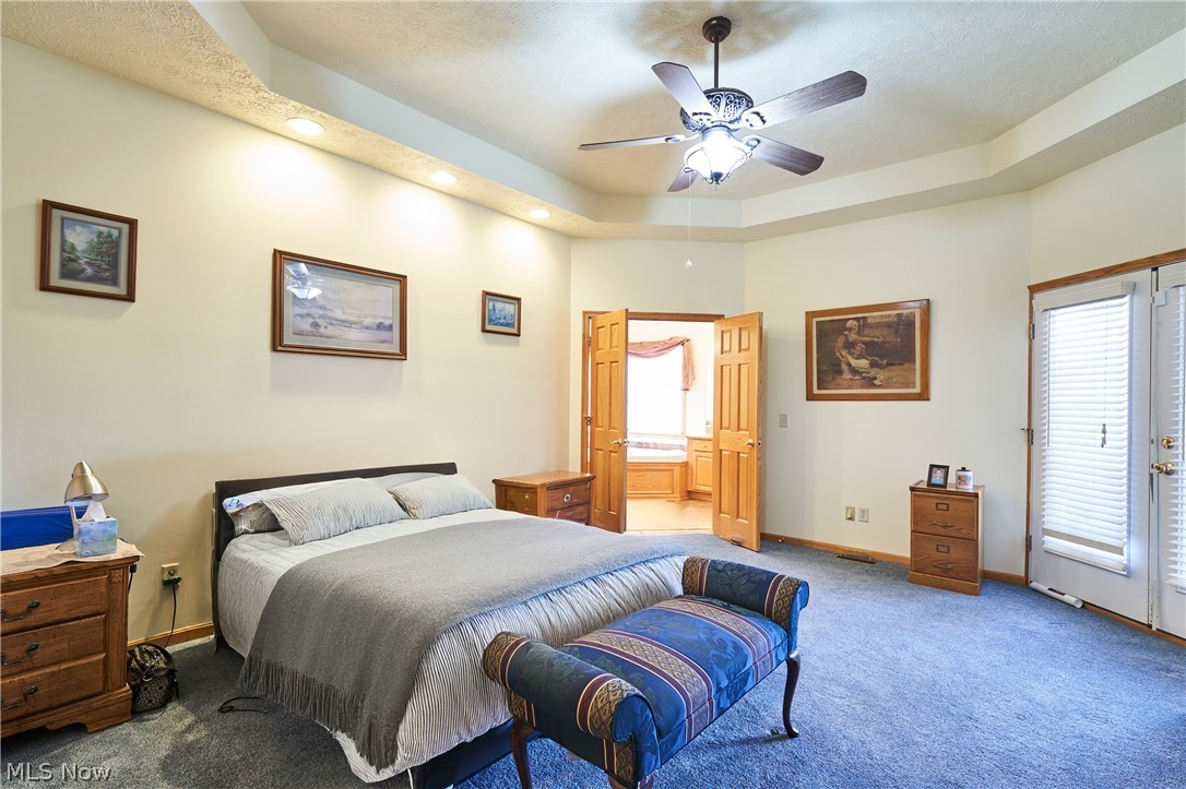 Oak Point Estates - Residential