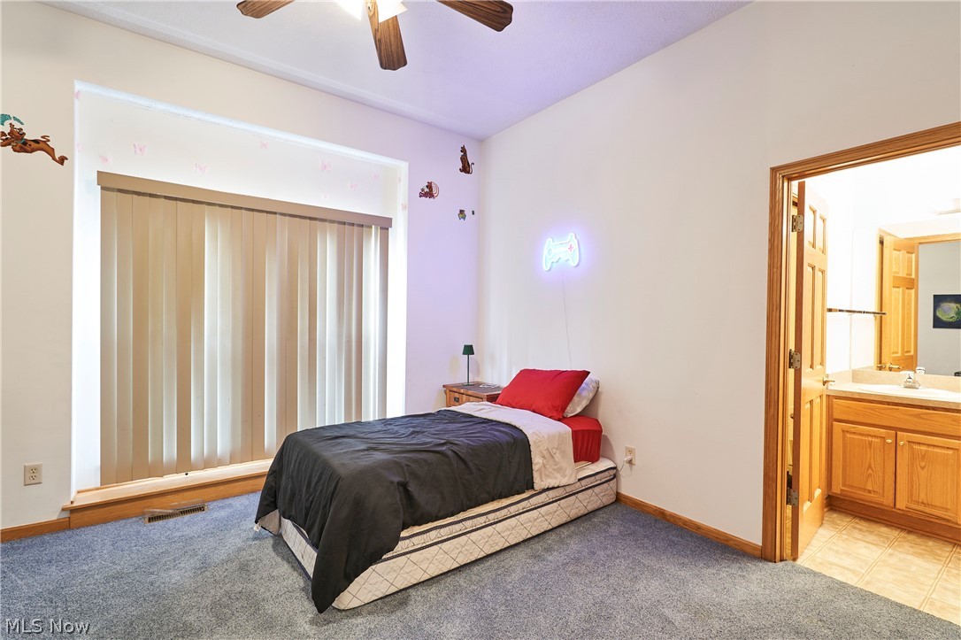 Oak Point Estates - Residential