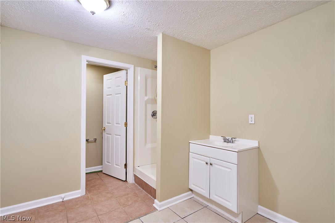 Oak Point Estates - Residential