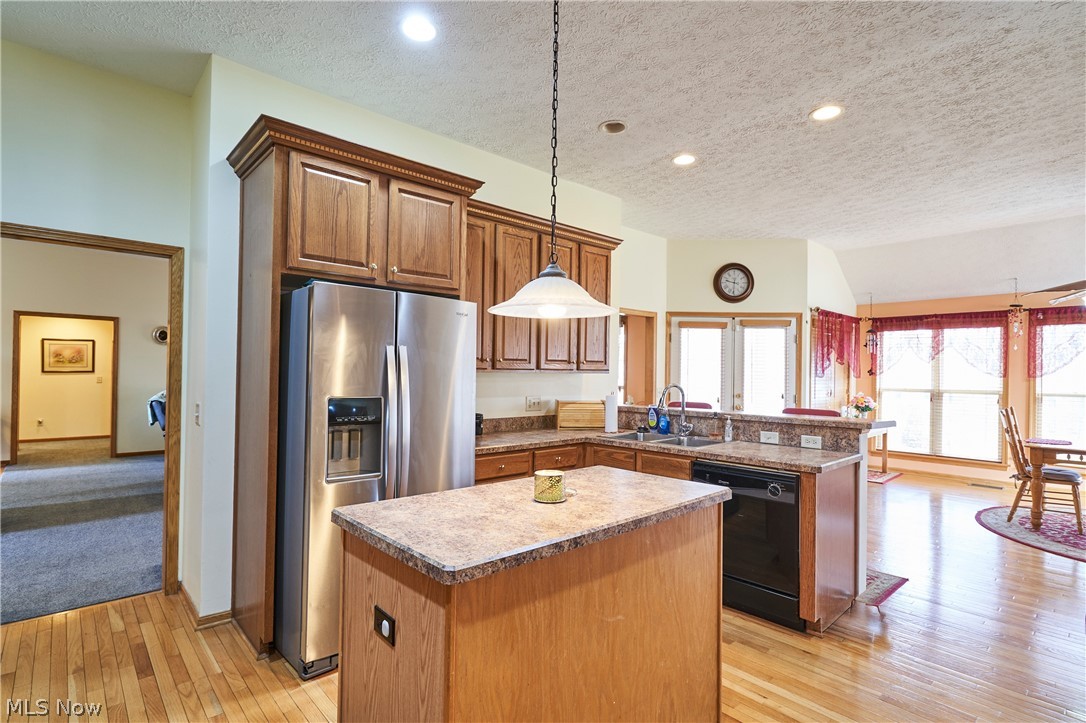 Oak Point Estates - Residential