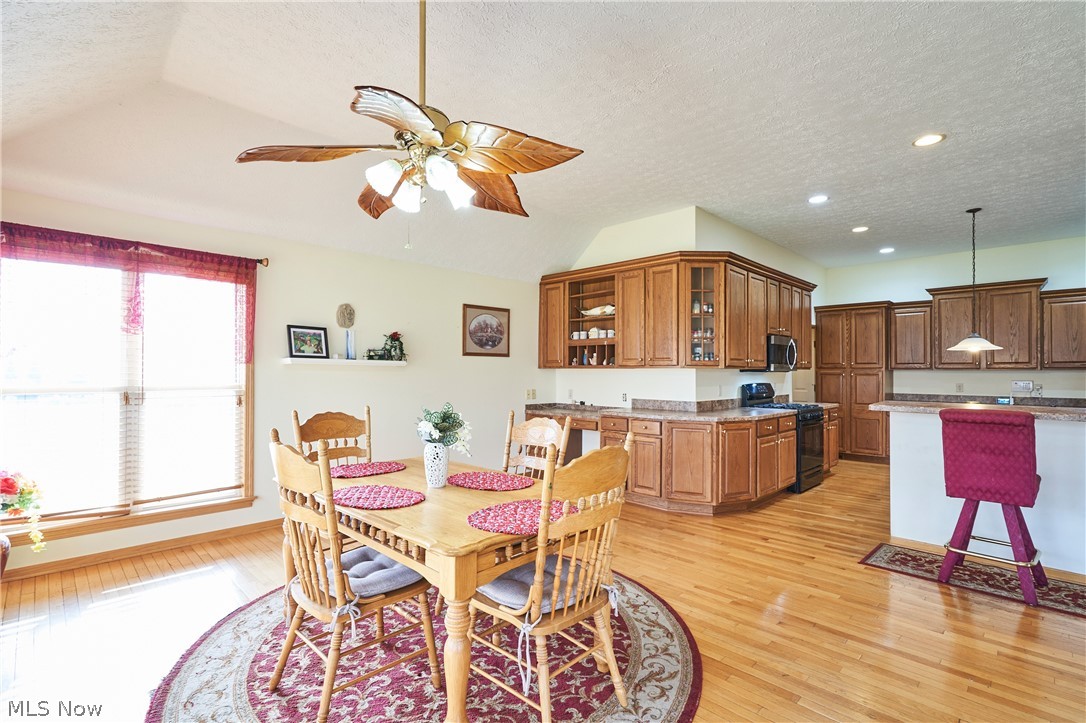 Oak Point Estates - Residential
