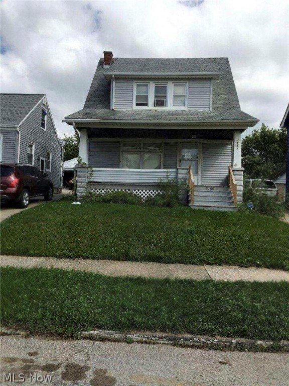 Fantastic investment opportunity! Completely remodeled and turnkey. These can be sold separately or as a package deal! Also available MLS Numbers: (4221588,4230002,4221601,4223229,4229993,4223229,4229988. We also have a duplex available in Cleveland heights. Rents range from $900-$1200 with tenants paying all utilities. Tenant on 12 month lease started Nov 1, 2020 paying $1,000 per month. Nothing to do but start collecting rents!