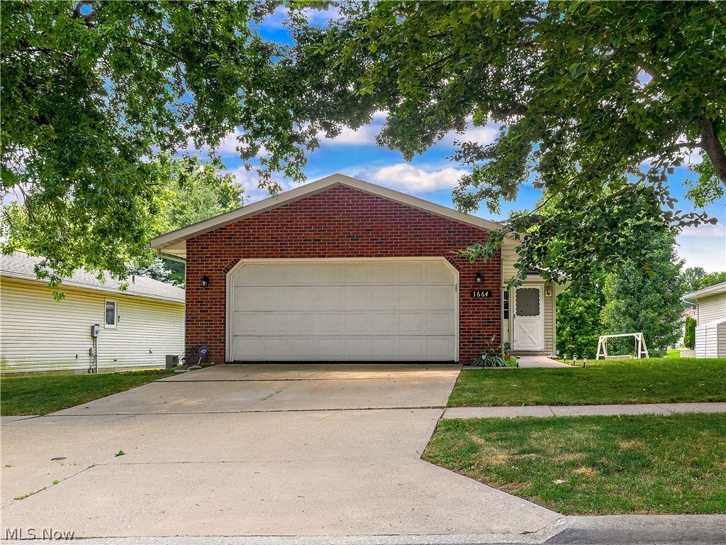 Located on a cul-de-sac in County Club Estates is this wonderful ranch home offering 3 bedrooms, 1.5 baths, and a two car garage.  This home provides formal dining, partially finished spaces in the lower level that also offers a half bath.  Find yourself relaxing on the large deck off the back of the home providing you with a private escape or a place to entertain your family and friends.  Make your appointment with your agent today to see this home as homes new to the market like this do not last long!