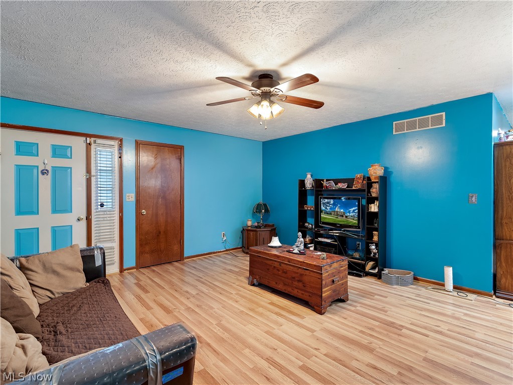 Country Club Estates - Residential
