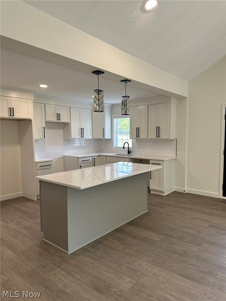 Kiwanis Lake - Residential