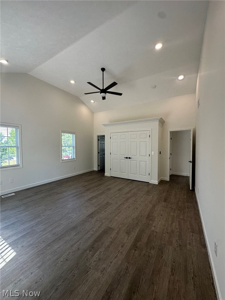 Kiwanis Lake - Residential