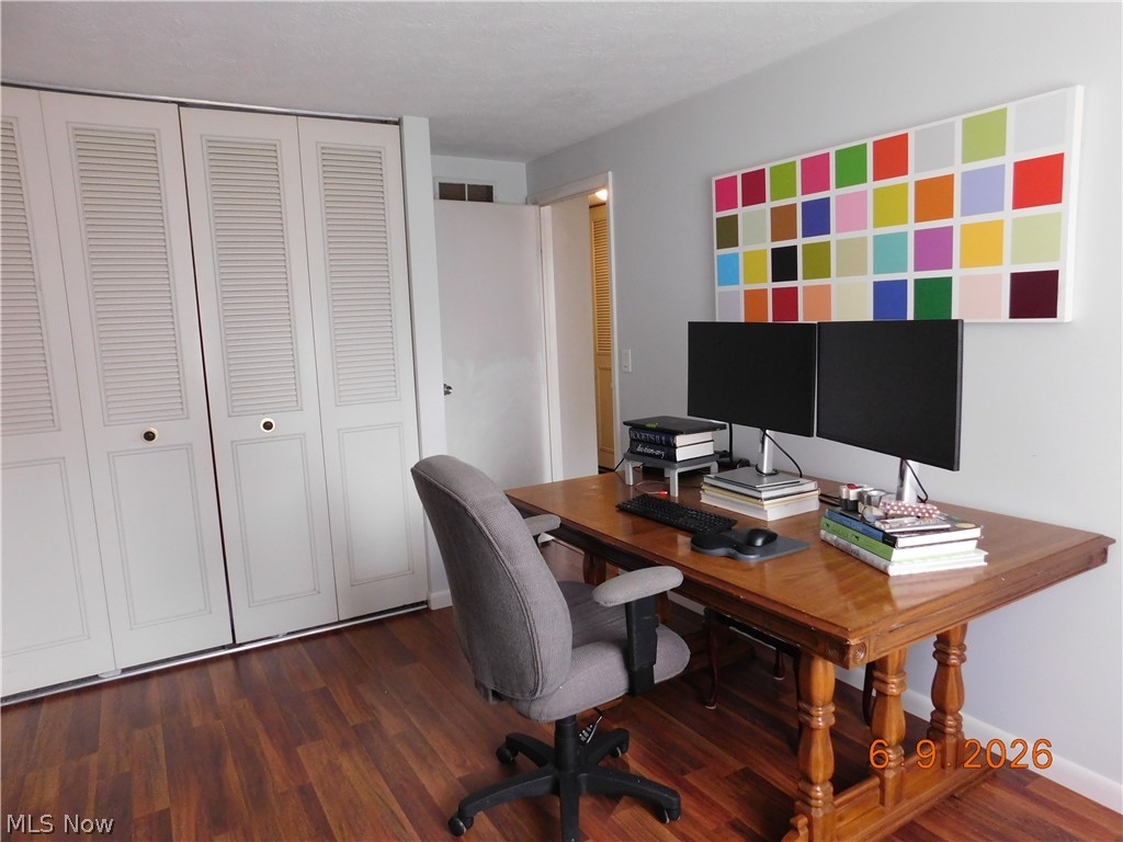 Hampton Ridge Condo - Residential