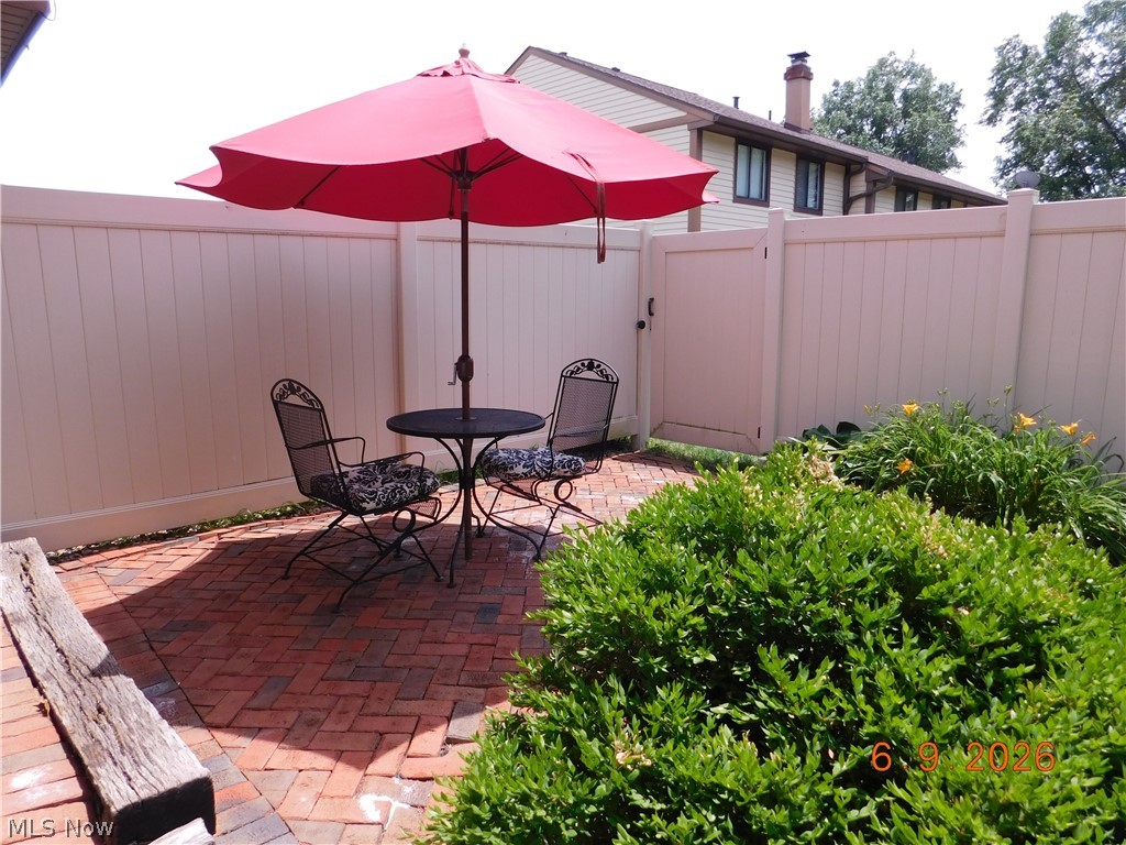 Hampton Ridge Condo - Residential