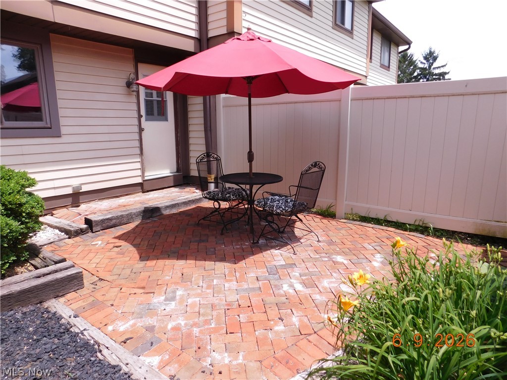 Hampton Ridge Condo - Residential