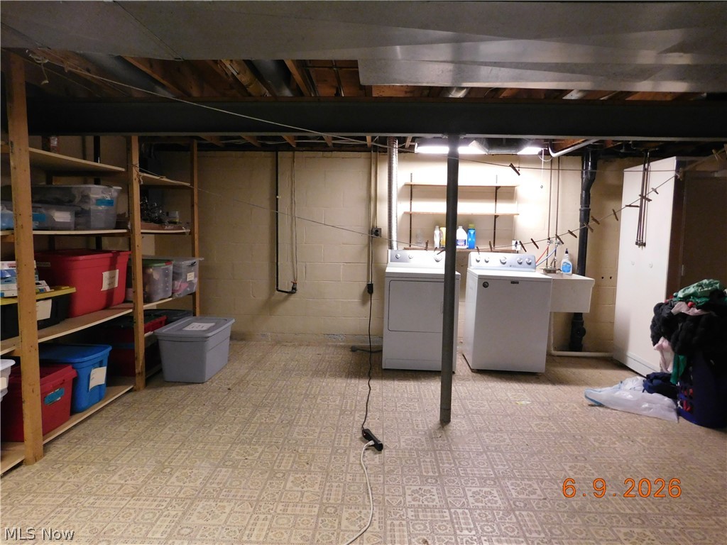 Hampton Ridge Condo - Residential