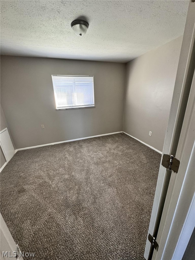 Banbury Village Condo - Residential