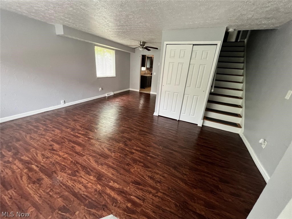 Banbury Village Condo - Residential