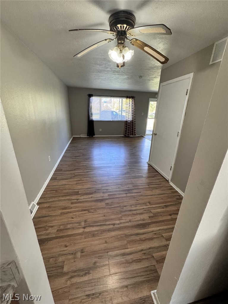 Banbury Village Condo - Residential