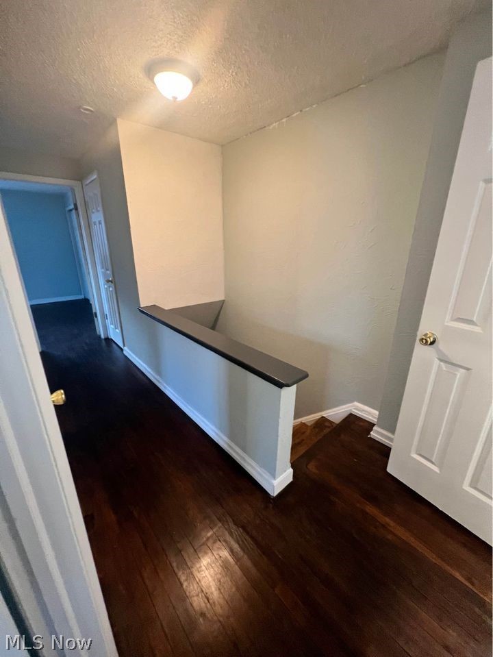 Banbury Village Condo - Residential