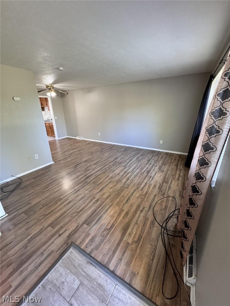 Banbury Village Condo - Residential