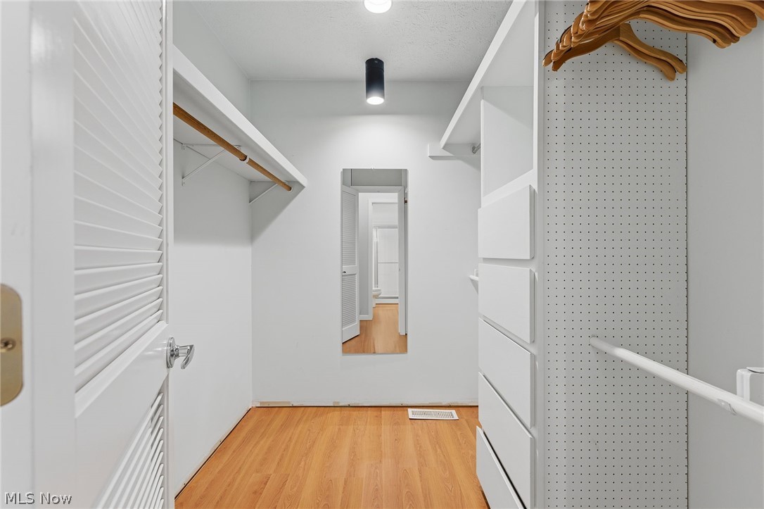 Creekside Condo - Residential
