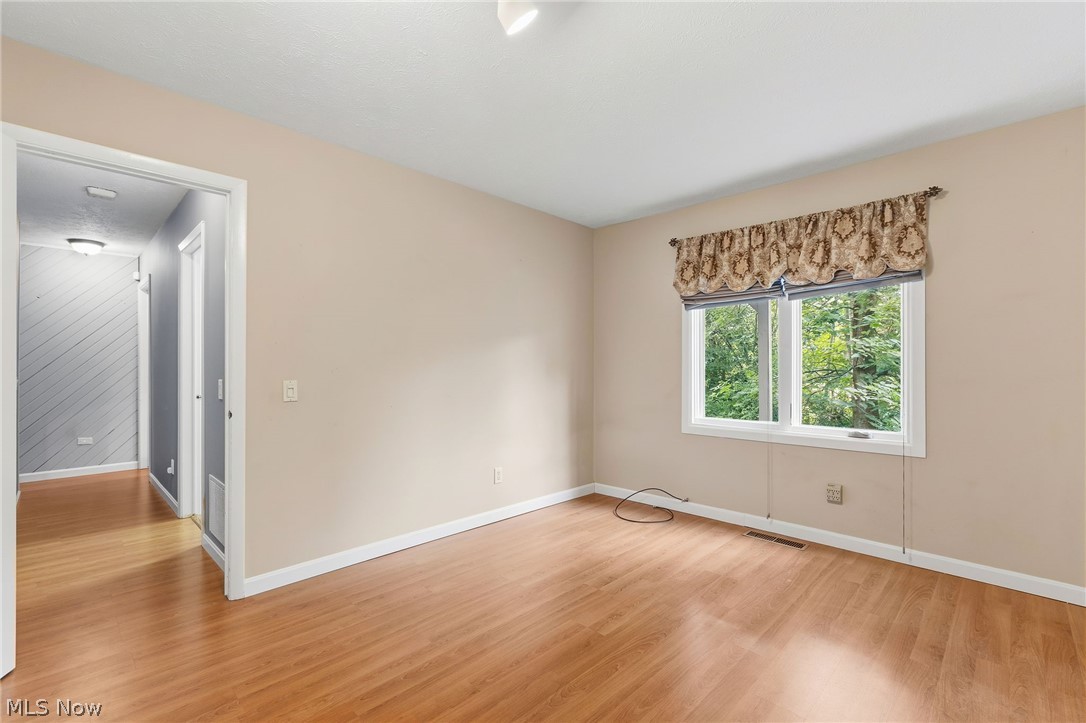 Creekside Condo - Residential