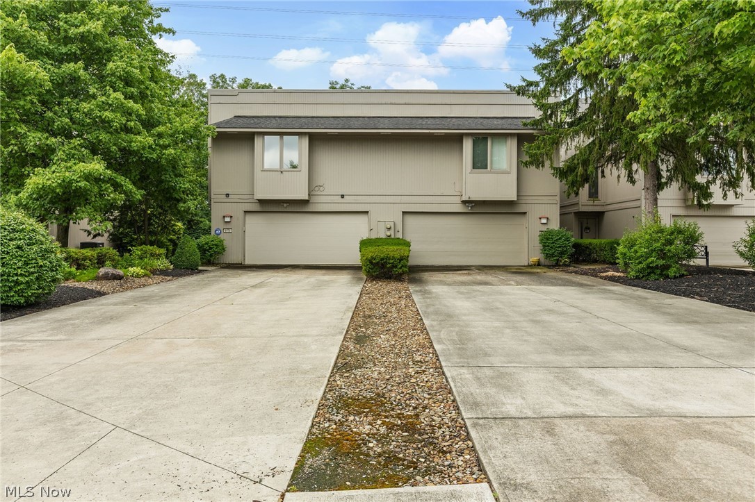 Creekside Condo - Residential