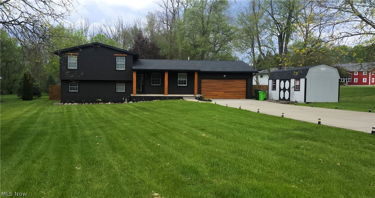 This inviting 4 bed, 2 bath split-level home blends modern comfort with classic charm and sits on a desirable corner lot. You’ll enjoy the feel of extra space and privacy with neighbors on just one side.
Step inside to open living areas and a layout perfect for flexibility and entertaining. Sliding glass doors on lower level open to a private, fenced backyard with a patio ideal for fun in the sun. The paved driveway offers convenience and curb appeal, complementing the home’s well-maintained exterior.
Located in the highly rated Lake Local School District (Lake LSD).