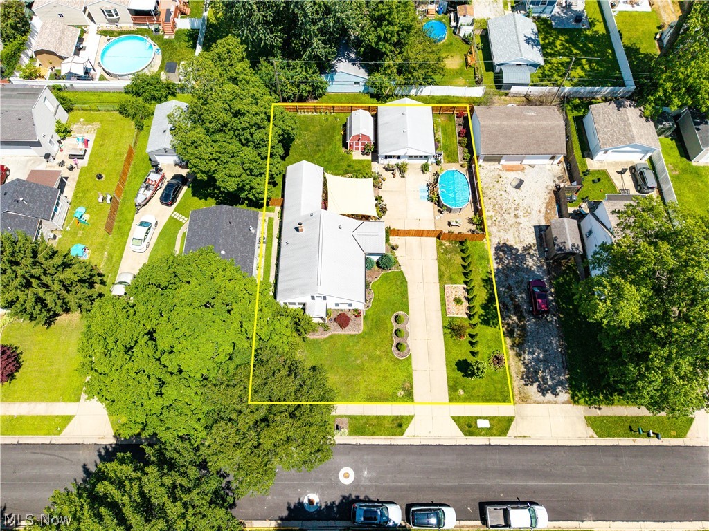 Sandusky Bus Mens Associa - Residential