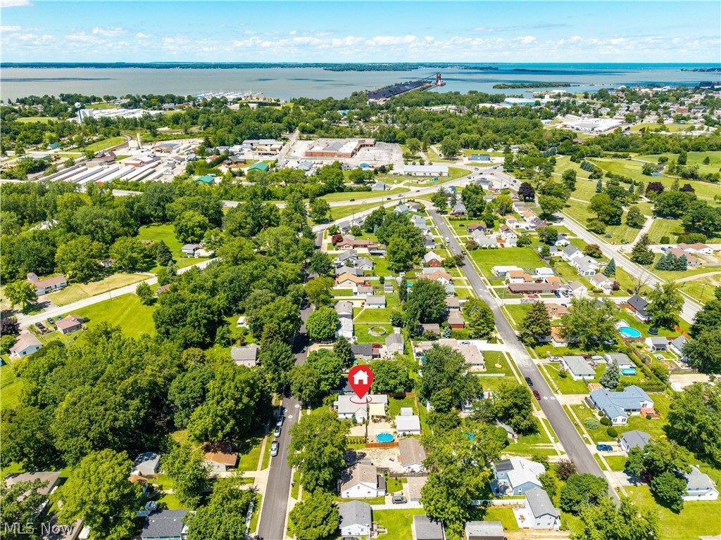 Sandusky Bus Mens Associa - Residential