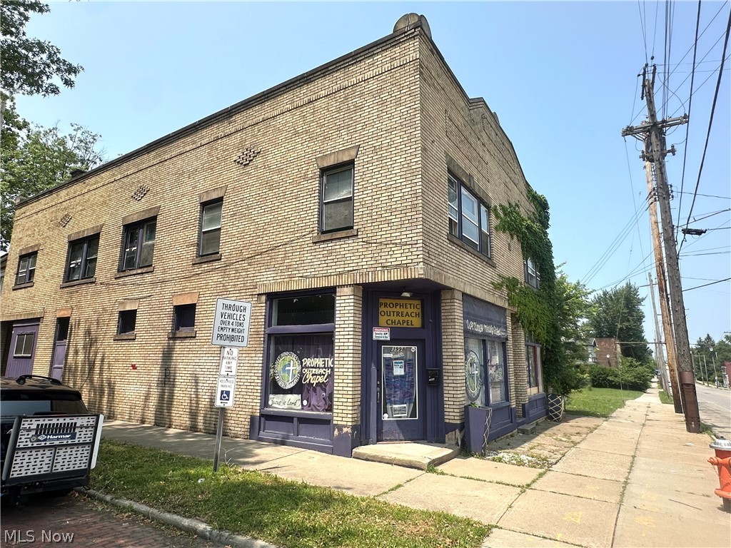 Reid Estate - Commercial Sale