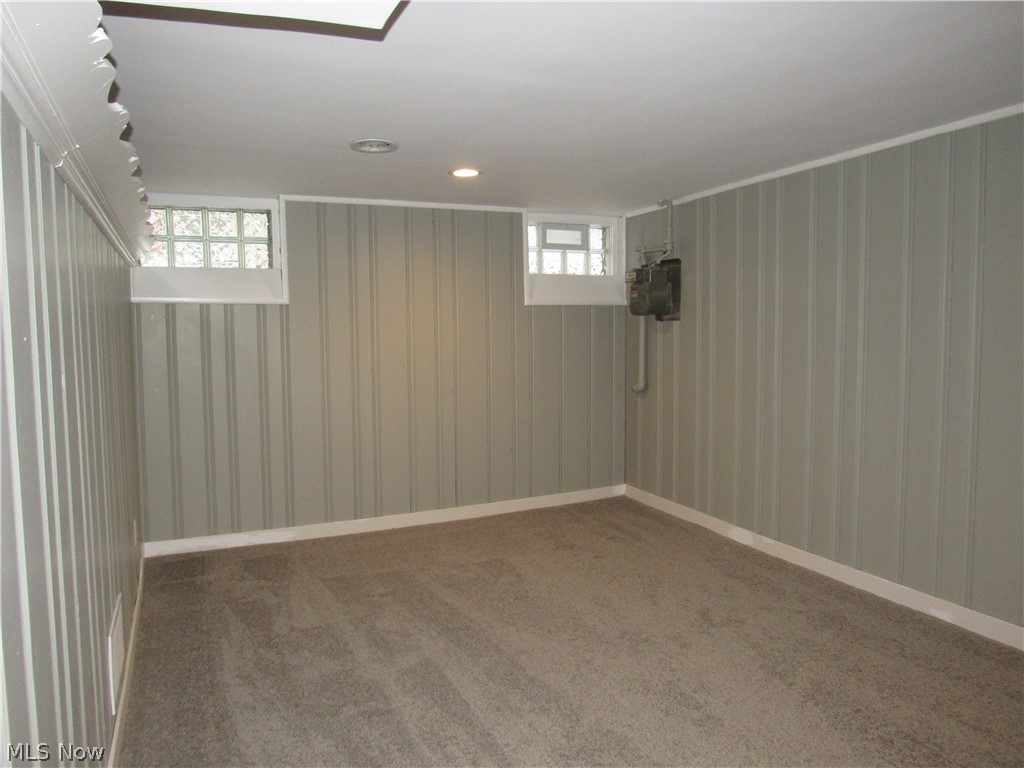 Paragon Realty Cos Lorain Garden - Residential